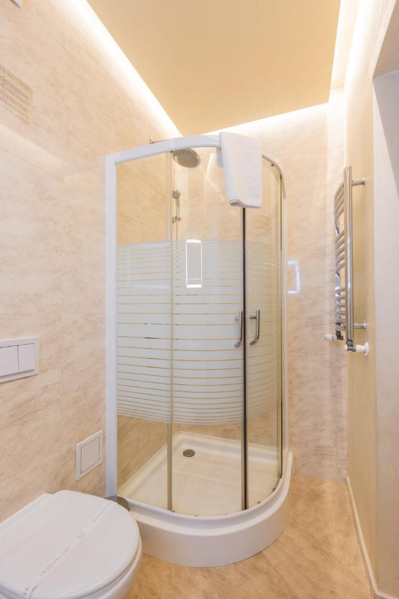 Hotel Carol - Vatra Dornei Zewnętrze zdjęcie