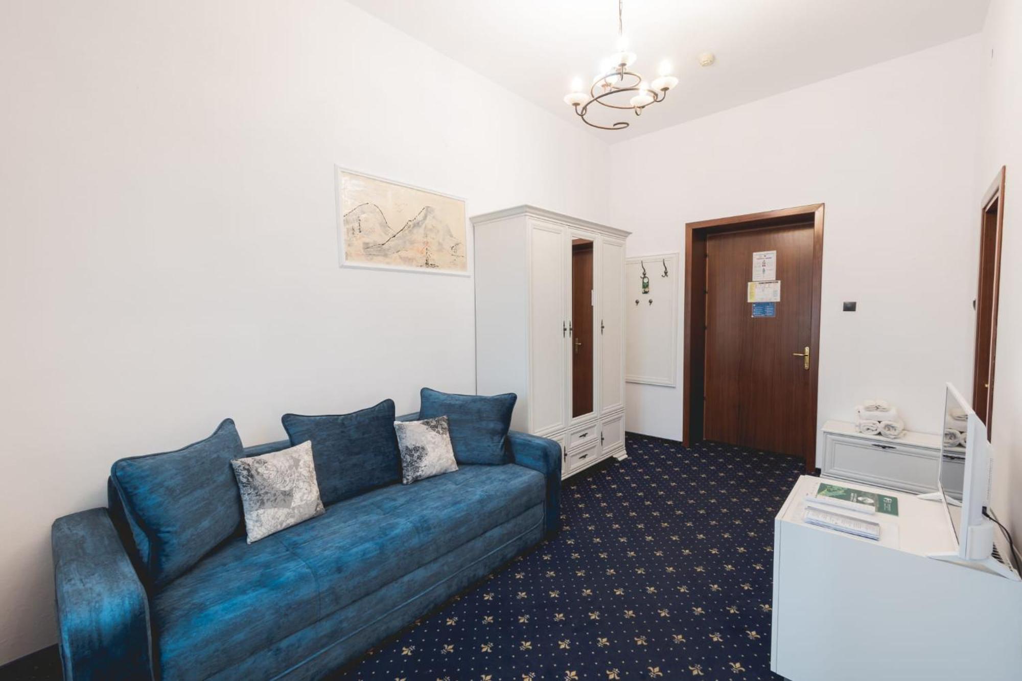 Hotel Carol - Vatra Dornei Zewnętrze zdjęcie