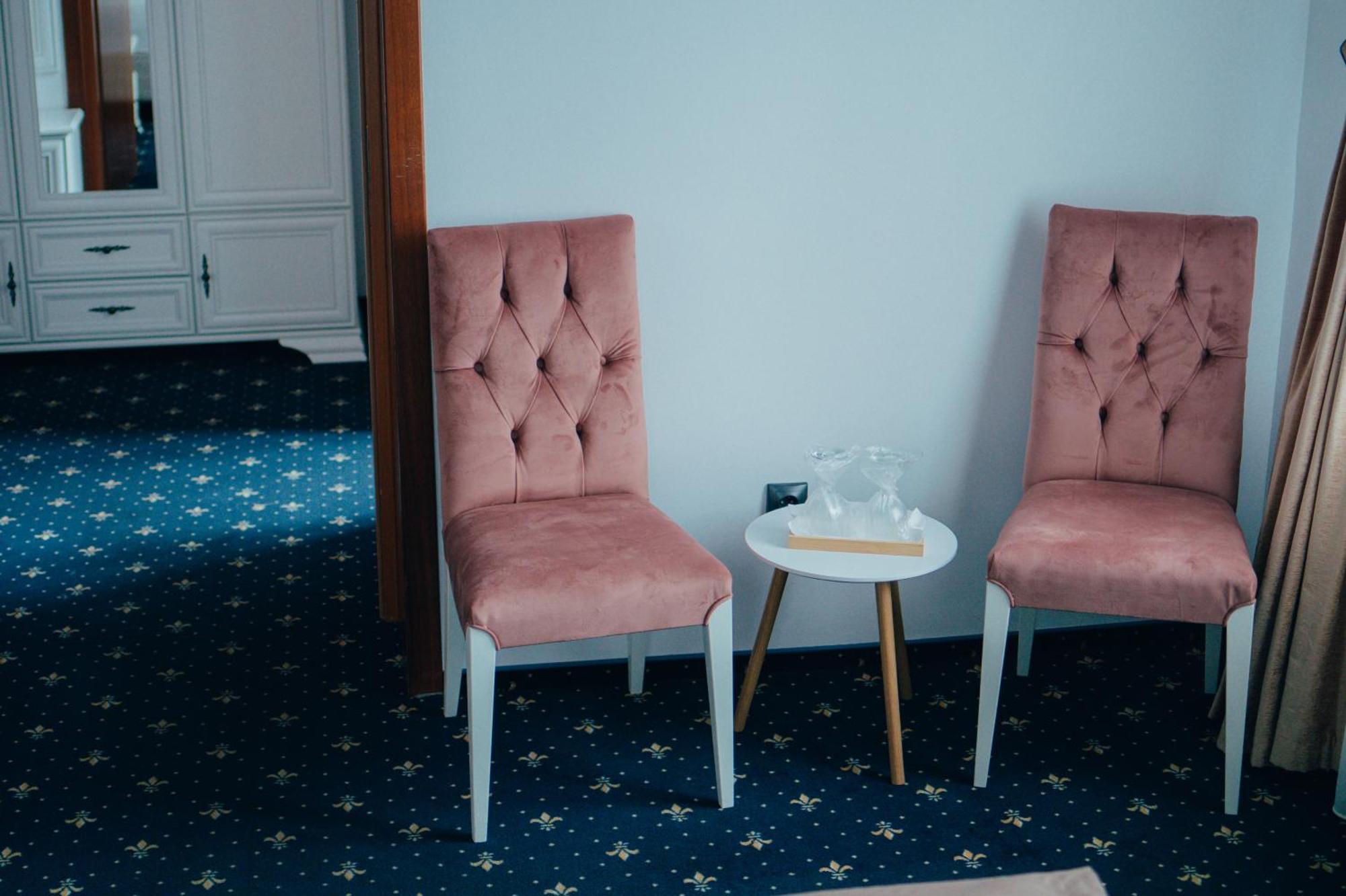 Hotel Carol - Vatra Dornei Zewnętrze zdjęcie