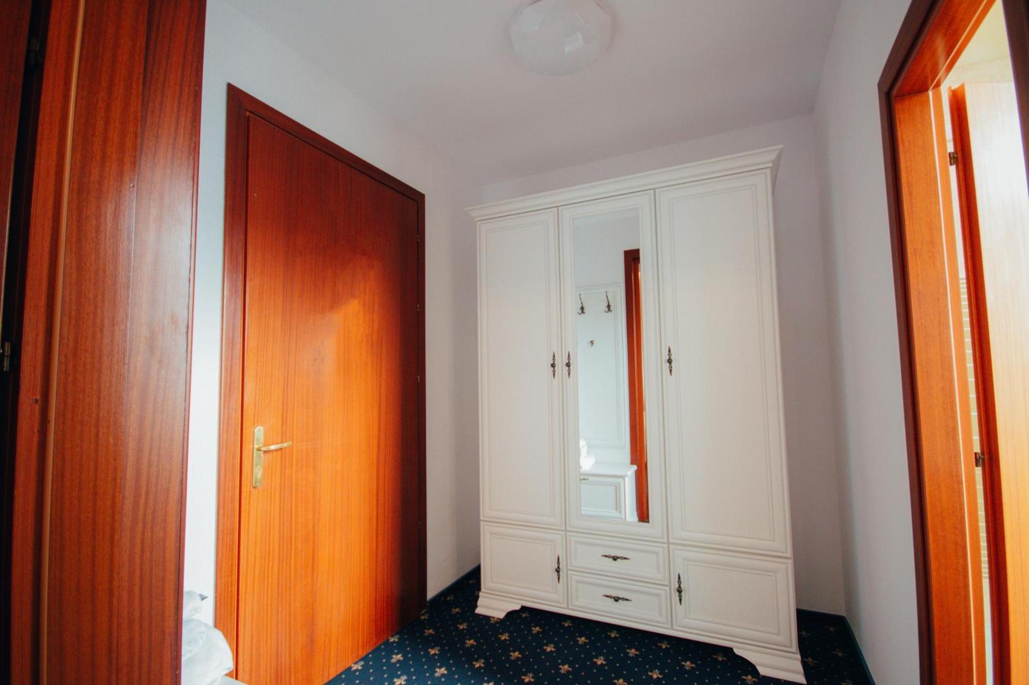 Hotel Carol - Vatra Dornei Zewnętrze zdjęcie